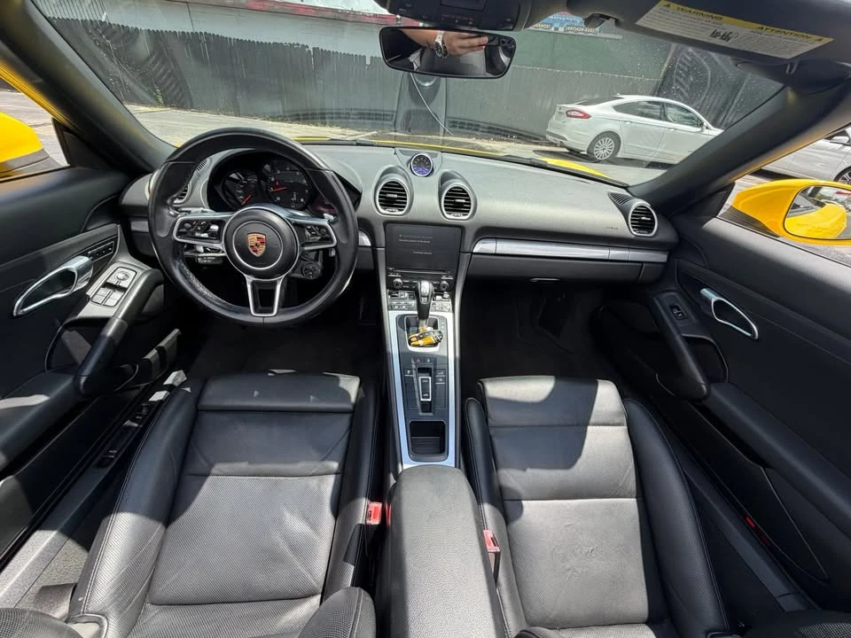 2017 Porsche 718 Boxster - Image 11 of 16