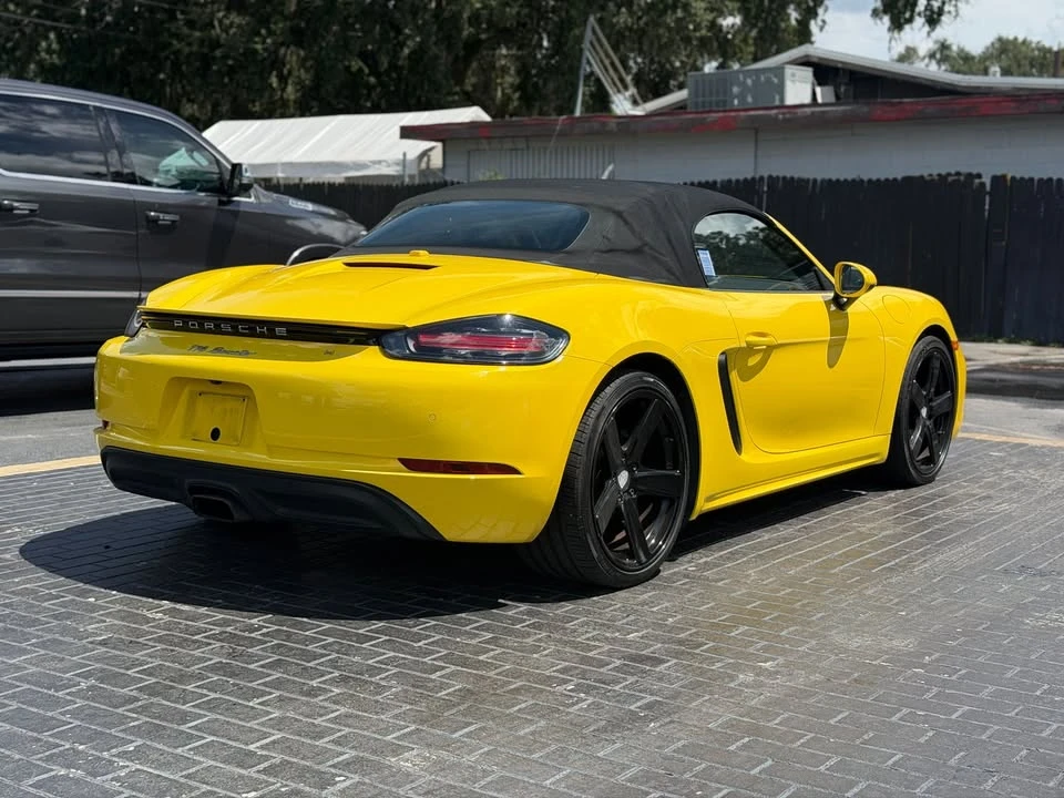2017 Porsche 718 Boxster - Image 6 of 16