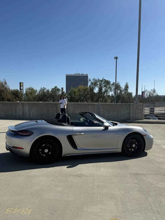 2017 Porsche 718 Boxster - Image 4 of 12