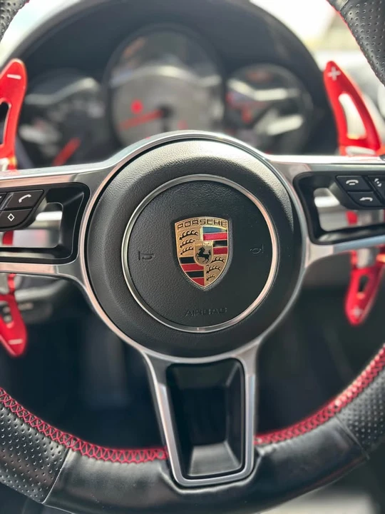 2017 Porsche 718 Boxster - Image 7 of 10