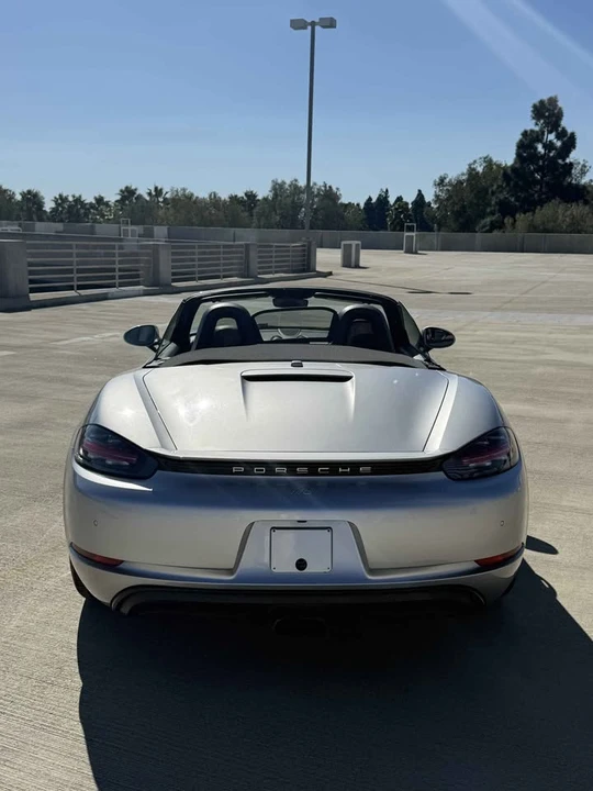 2017 Porsche 718 Boxster - Image 6 of 12