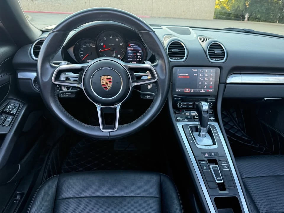 2017 Porsche 718 Boxster - Image 13 of 17