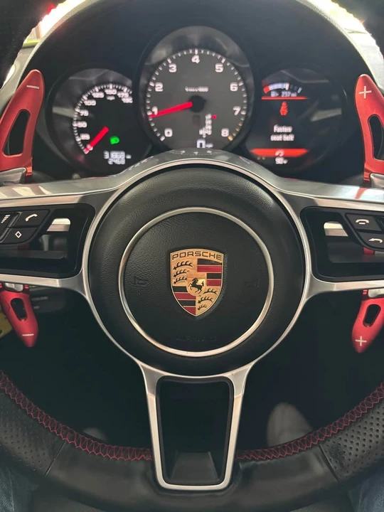 2017 Porsche 718 Boxster - Image 10 of 10