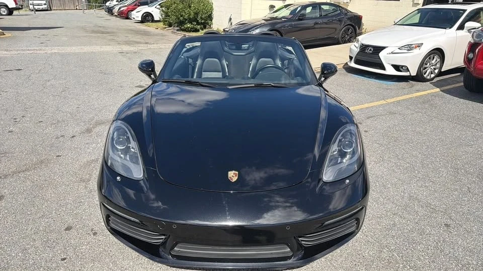 2017 Porsche 718 Boxster - Image 17 of 20