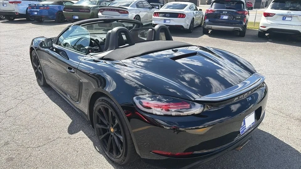2017 Porsche 718 Boxster - Image 19 of 20