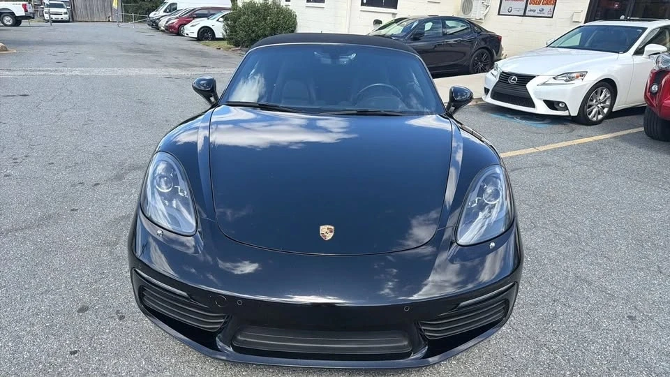 2017 Porsche 718 Boxster - Image 11 of 20