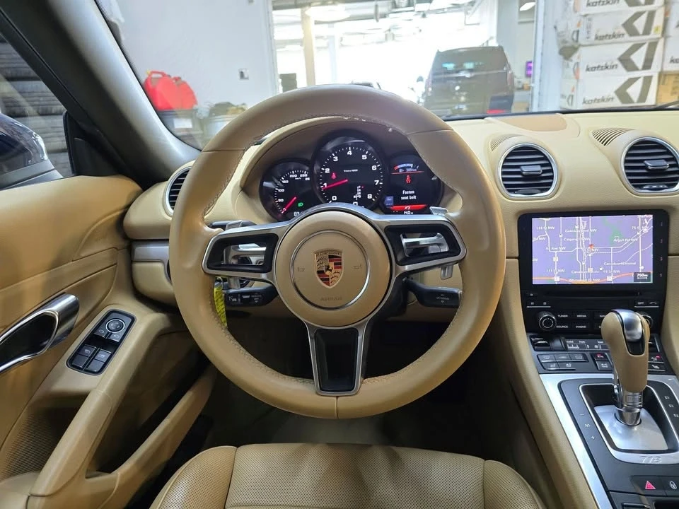 2017 Porsche 718 Boxster - Image 6 of 15