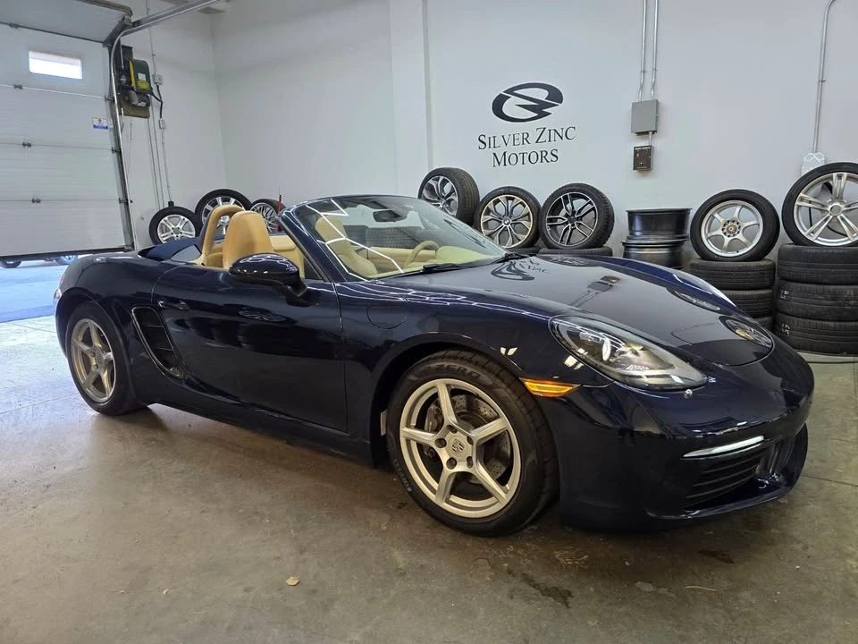 2017 Porsche 718 Boxster - Image 15 of 18