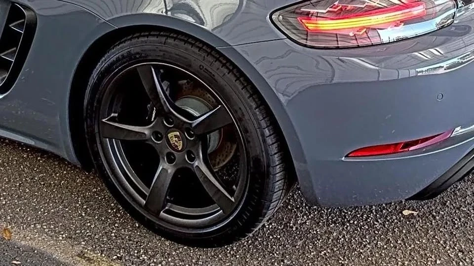2017 Porsche 718 Boxster - Image 13 of 14