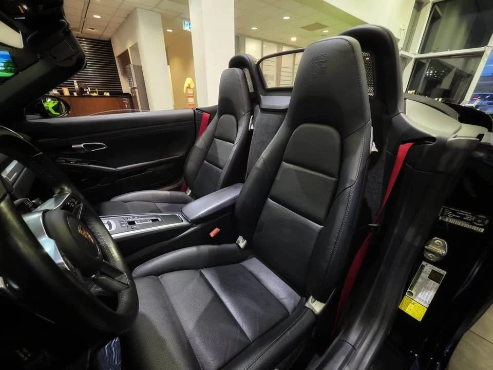 2017 Porsche 718 Boxster - Image 6 of 9