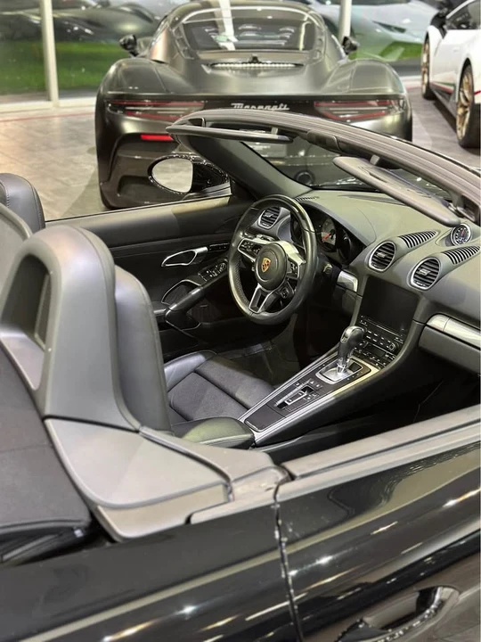 2017 Porsche 718 Boxster - Image 2 of 5