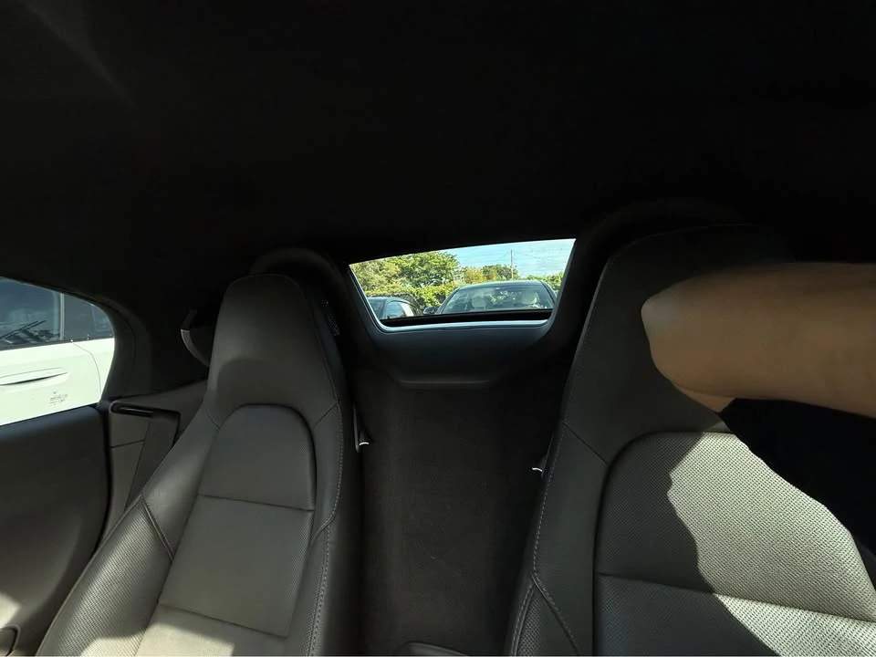 2017 Porsche 718 Boxster - Image 9 of 11