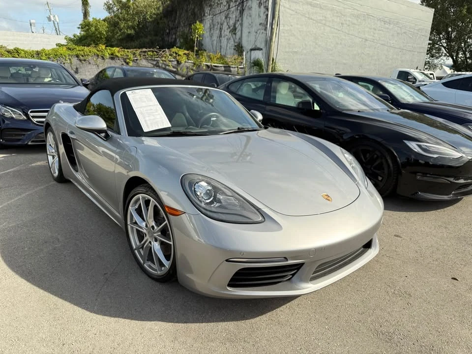 2017 Porsche 718 Boxster - Image 3 of 11