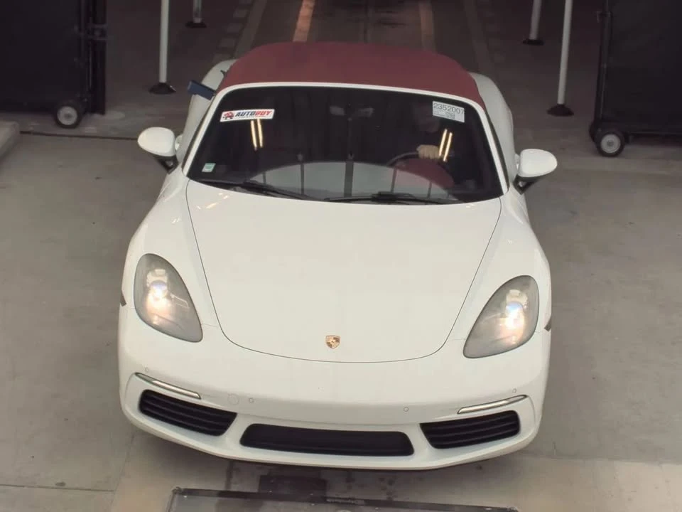 2017 Porsche 718 Boxster - Image 6 of 12