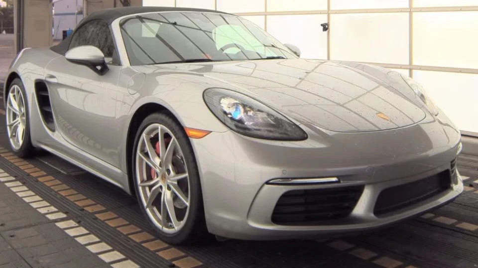 2017 Porsche 718 Boxster - Image 2 of 4