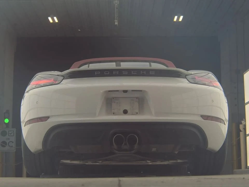 2017 Porsche 718 Boxster - Image 11 of 12