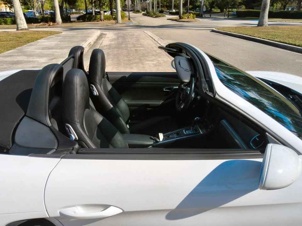 2017 Porsche 718 Boxster - Image 14 of 20