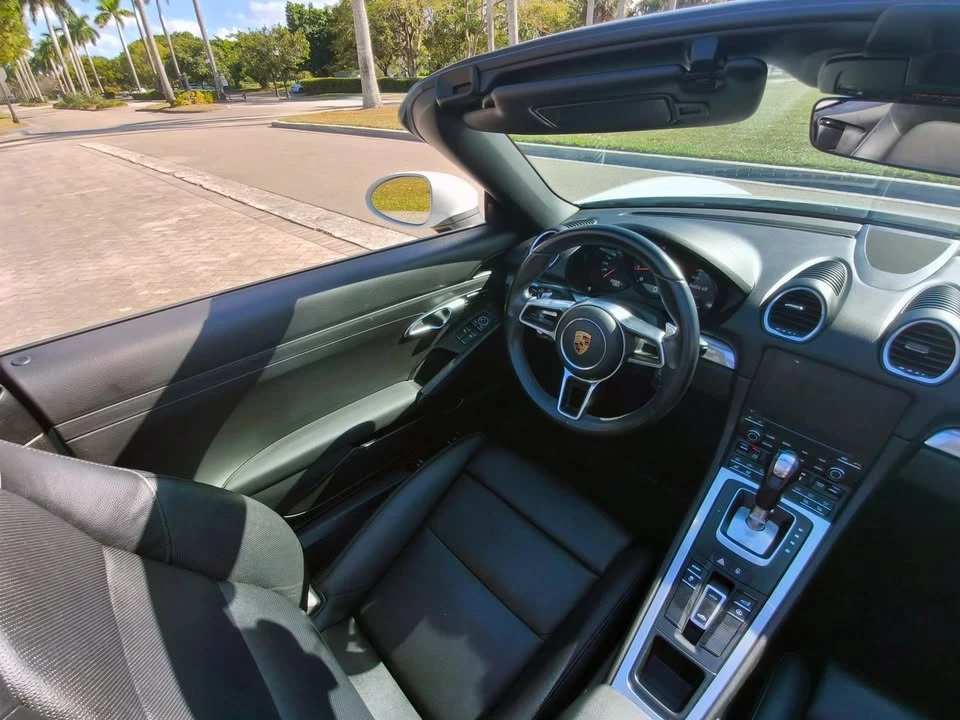 2017 Porsche 718 Boxster - Image 5 of 20