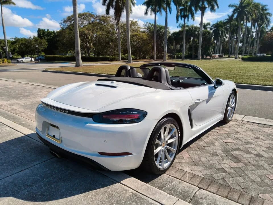 2017 Porsche 718 Boxster - Image 13 of 20