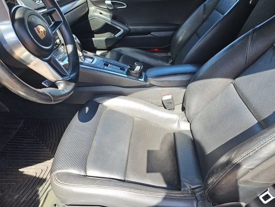 2017 Porsche 718 Boxster - Image 9 of 20