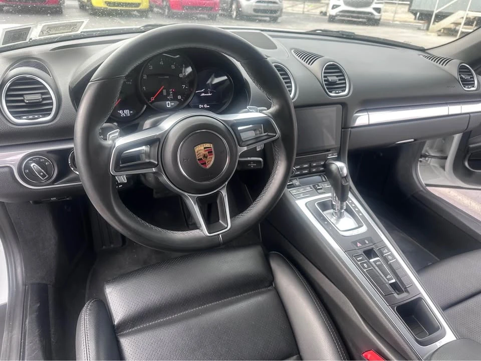 2017 Porsche 718 Boxster - Image 6 of 10