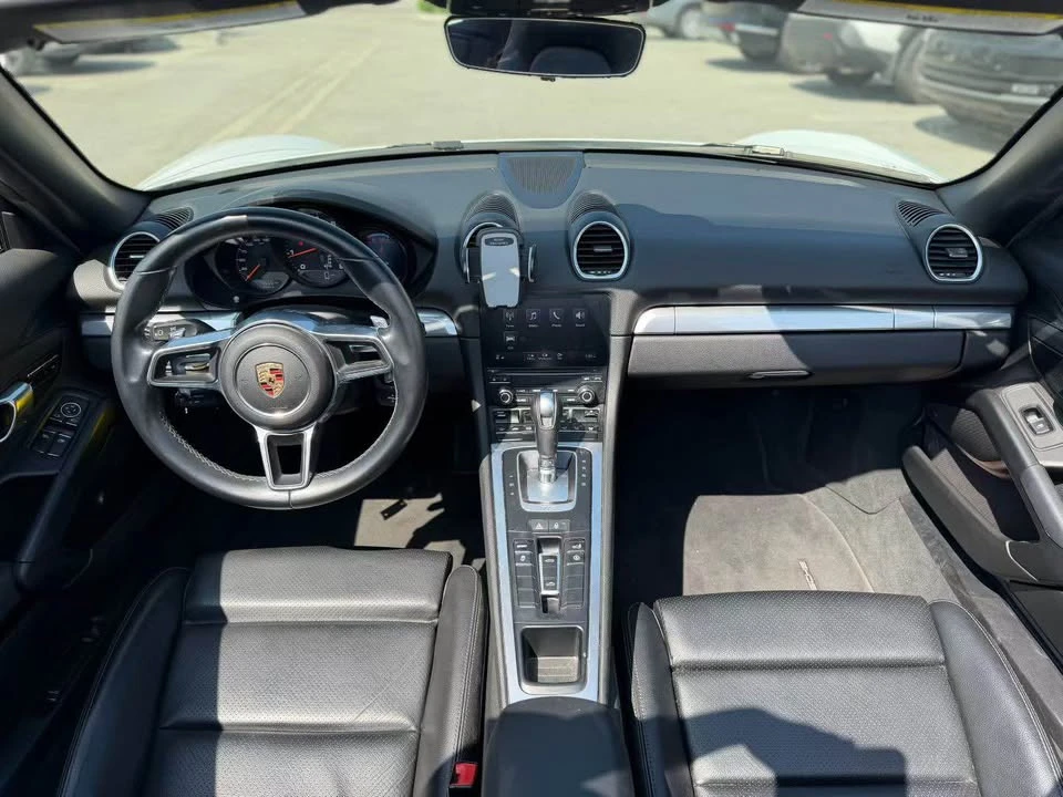 2017 Porsche 718 Boxster - Image 3 of 6