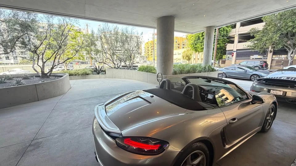 2017 Porsche 718 Boxster - Image 10 of 10