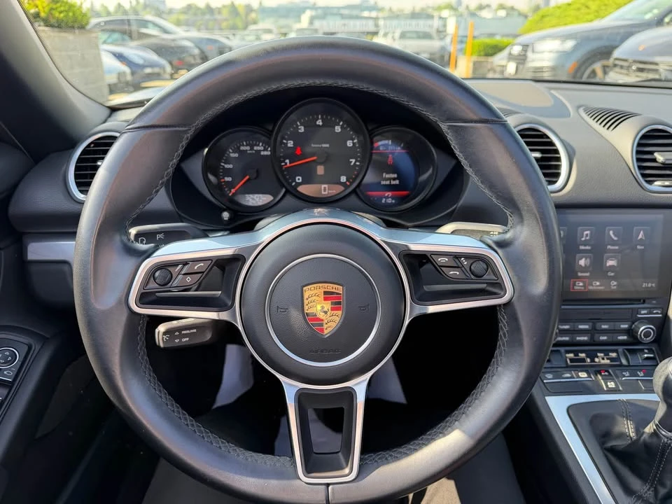 2017 Porsche 718 Boxster - Image 15 of 19