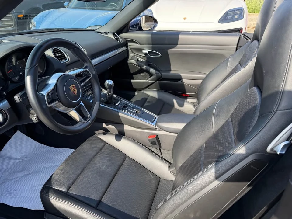 2017 Porsche 718 Boxster - Image 10 of 19