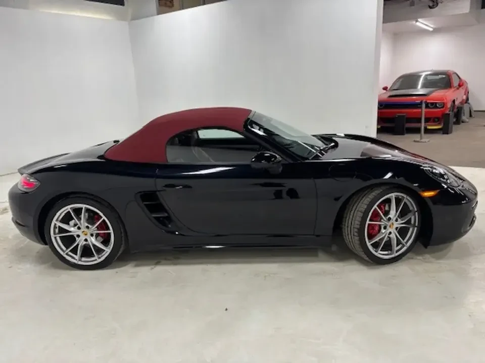 2017 Porsche 718 Boxster - Image 10 of 20