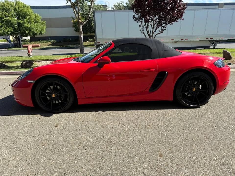 2017 Porsche 718 Boxster - Image 19 of 20