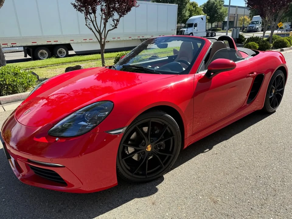 2017 Porsche 718 Boxster - Image 8 of 20