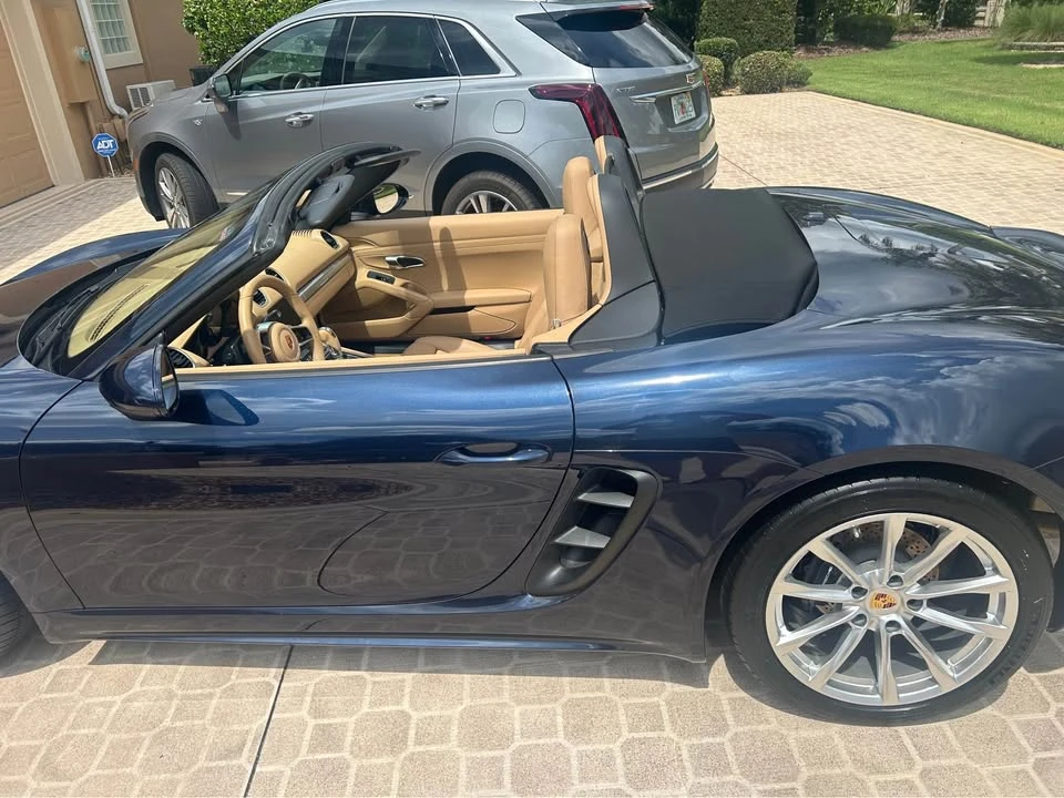 2017 Porsche 718 Boxster - Image 8 of 15