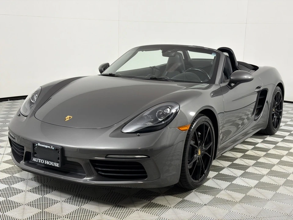 2017 Porsche 718 Boxster - Image 11 of 12