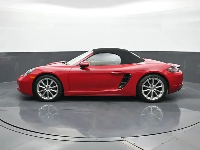 2017 Porsche 718 Boxster - Image 5 of 9