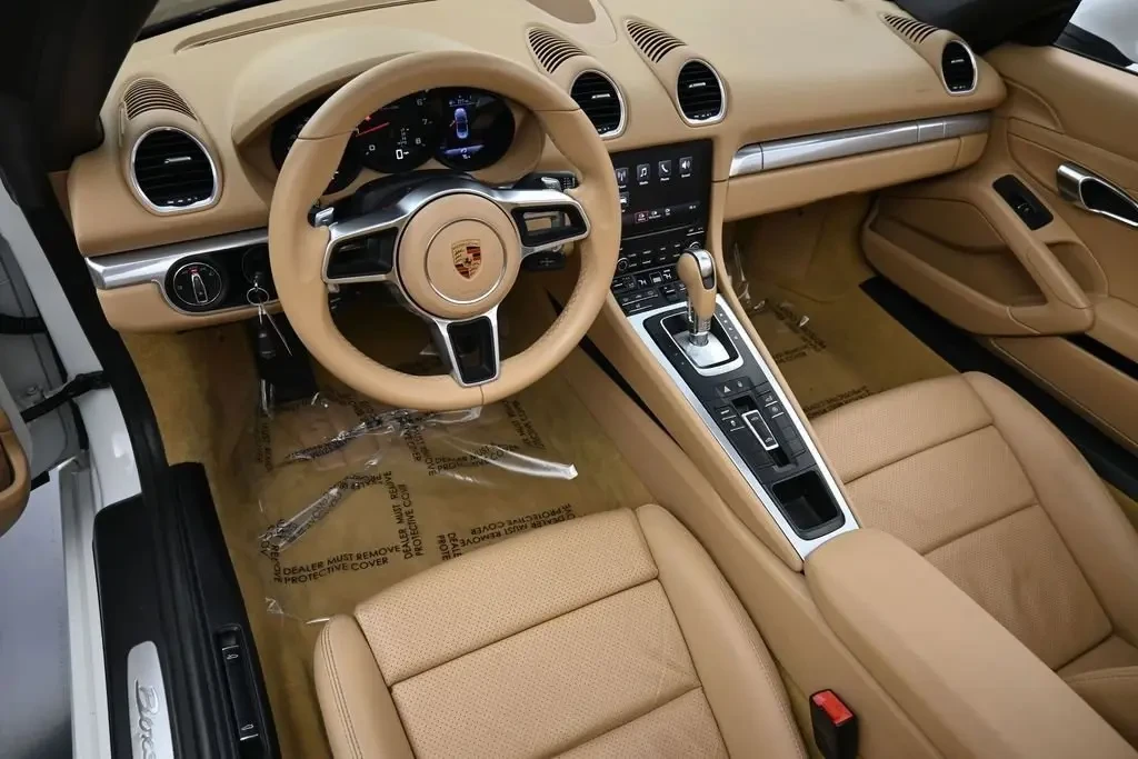 2017 Porsche 718 Boxster - Image 4 of 7
