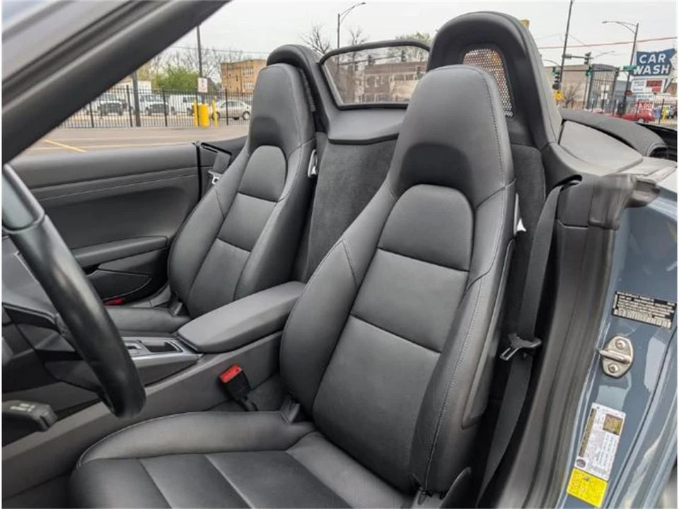 2017 Porsche 718 Boxster - Image 5 of 12