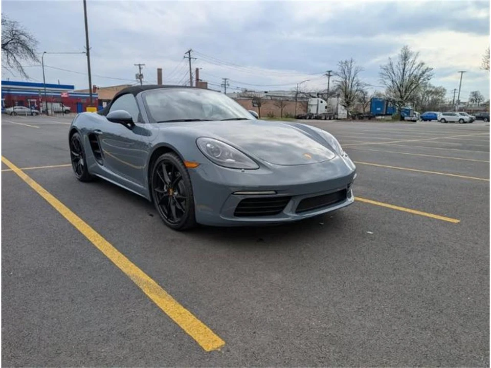 2017 Porsche 718 Boxster - Image 10 of 12