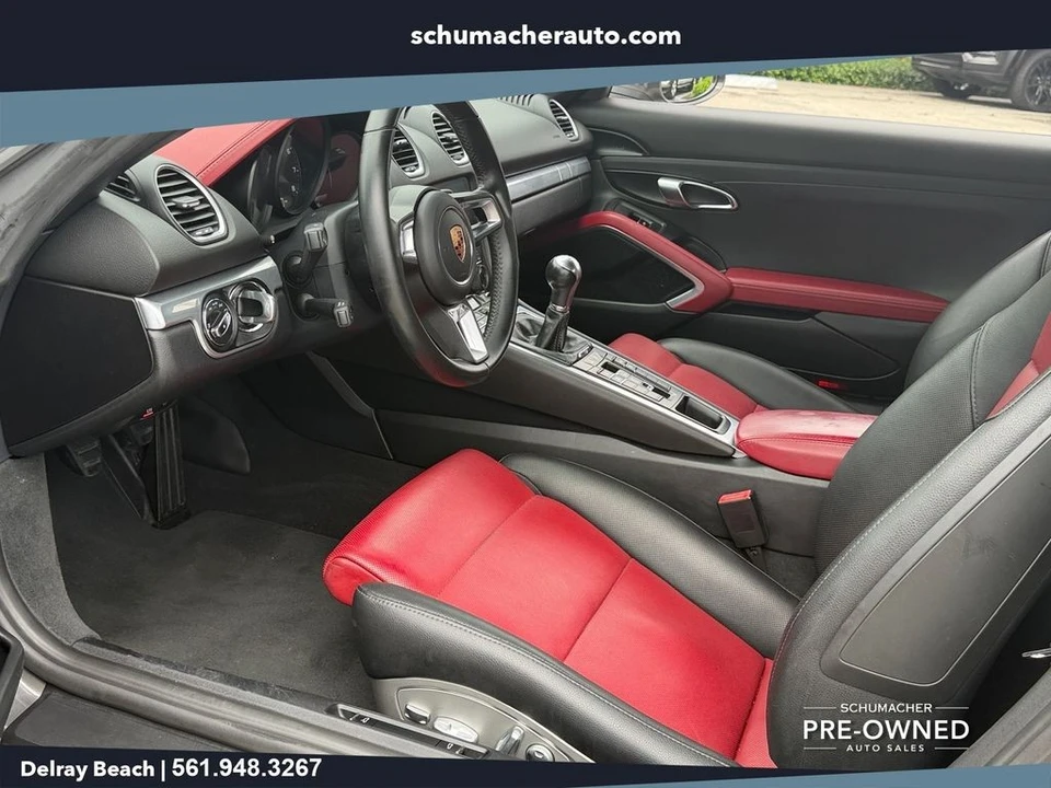 2017 Porsche 718 Boxster - Image 11 of 25