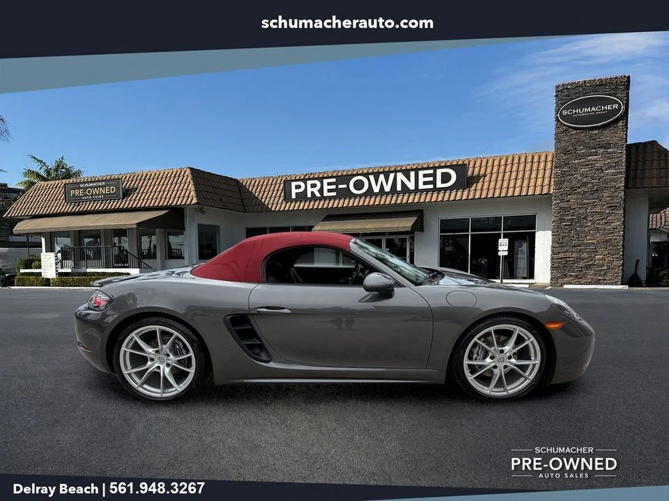 2017 Porsche 718 Boxster - Image 16 of 25