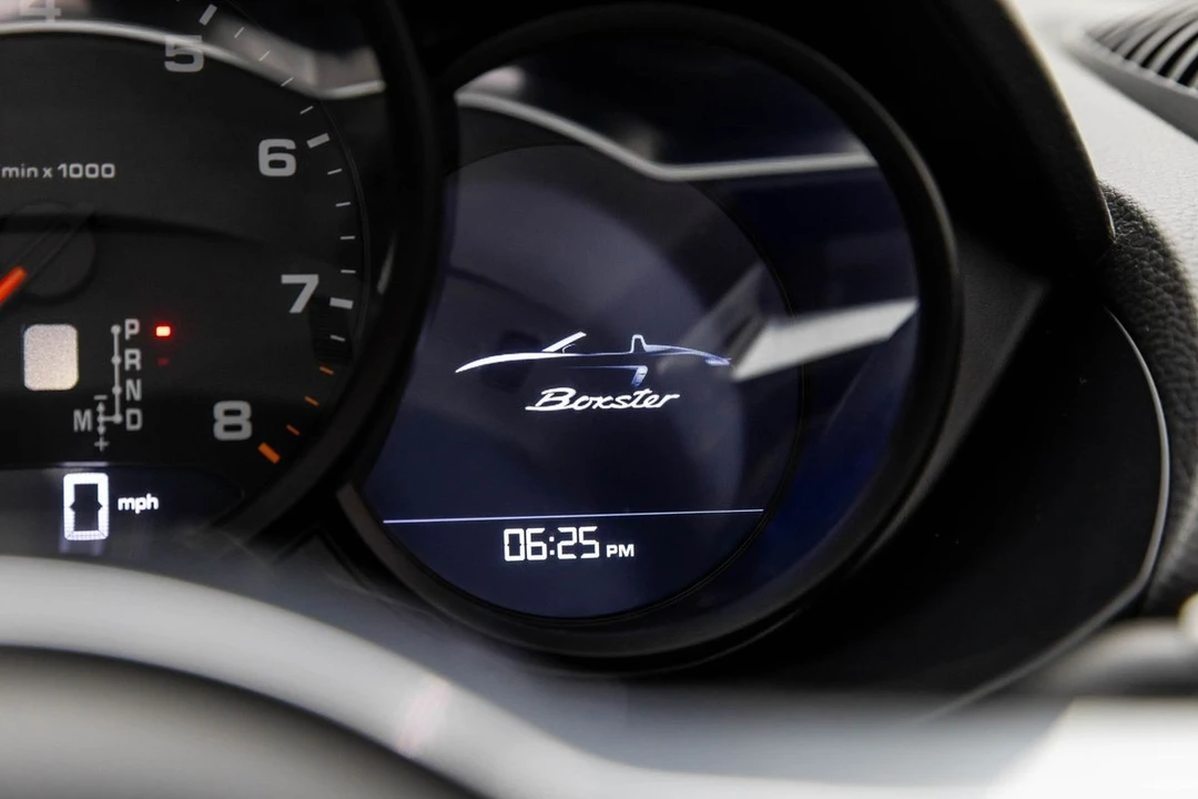 2017 Porsche 718 Boxster - Image 26 of 31