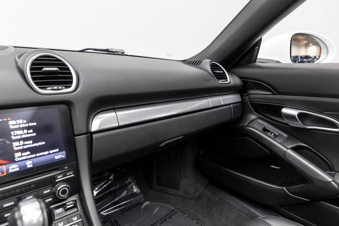 2017 Porsche 718 Boxster - Image 22 of 31