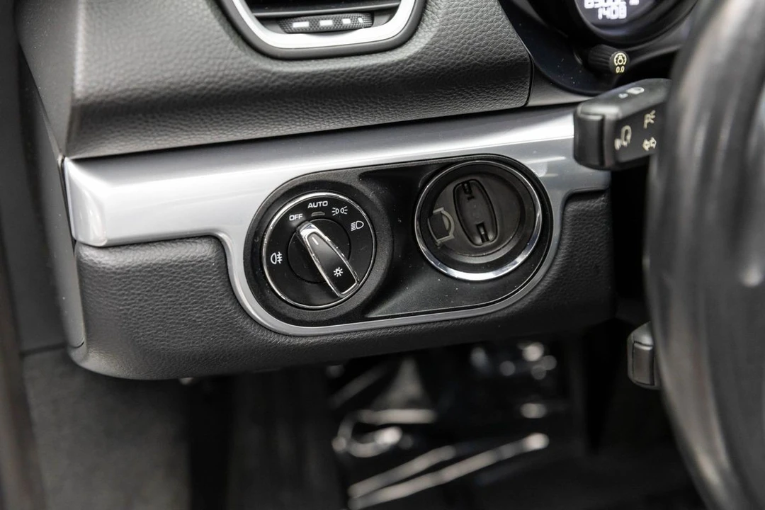 2017 Porsche 718 Boxster - Image 24 of 31