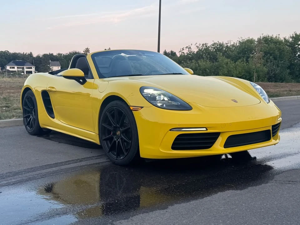 2017 Porsche 718 Boxster - Image 2 of 9
