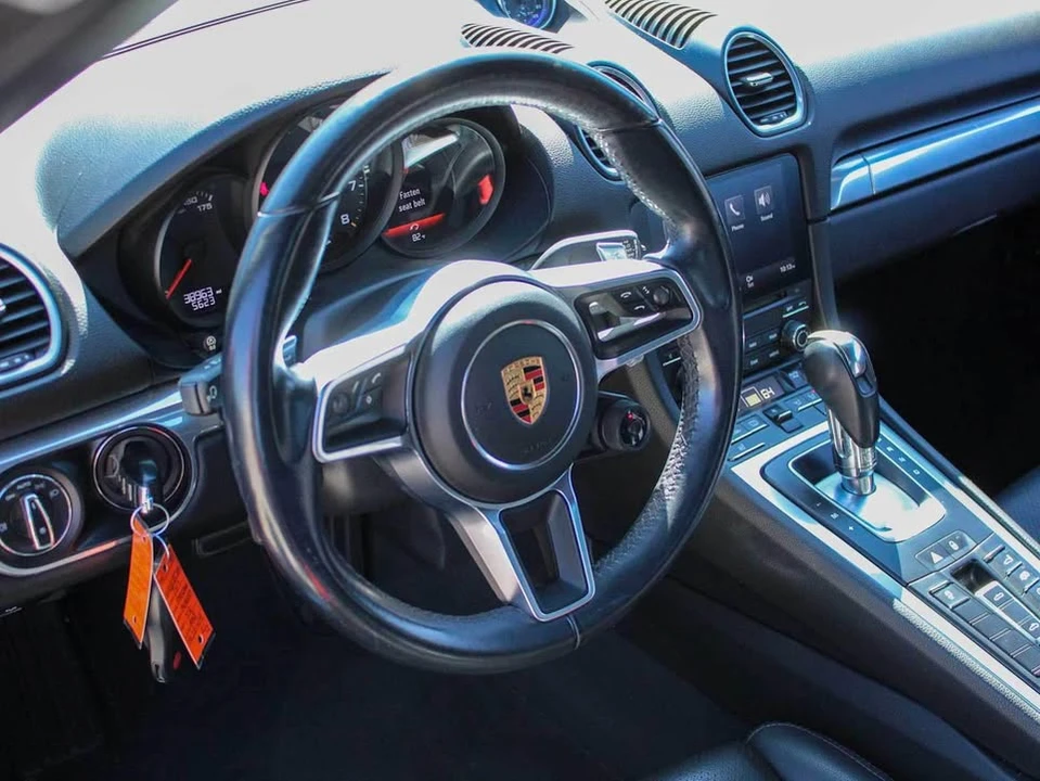 2017 Porsche 718 Boxster - Image 11 of 13