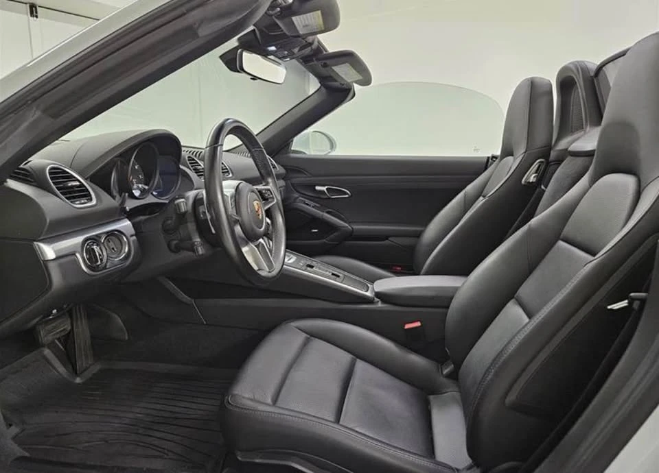 2017 Porsche 718 Boxster - Image 8 of 8