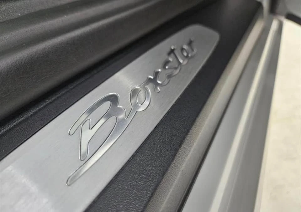 2017 Porsche 718 Boxster - Image 7 of 8