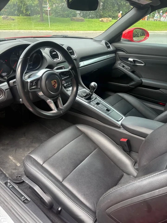 2017 Porsche 718 Boxster - Image 8 of 13