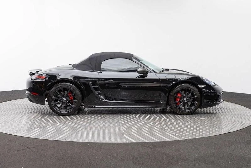 2017 Porsche 718 Boxster - Image 11 of 20