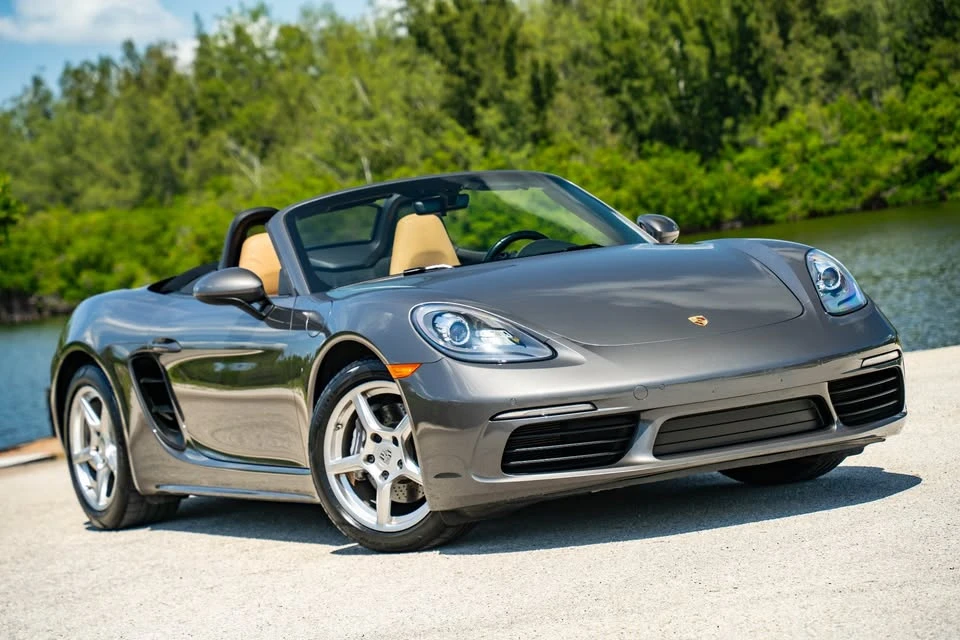 2017 Porsche 718 Boxster - Image 9 of 20